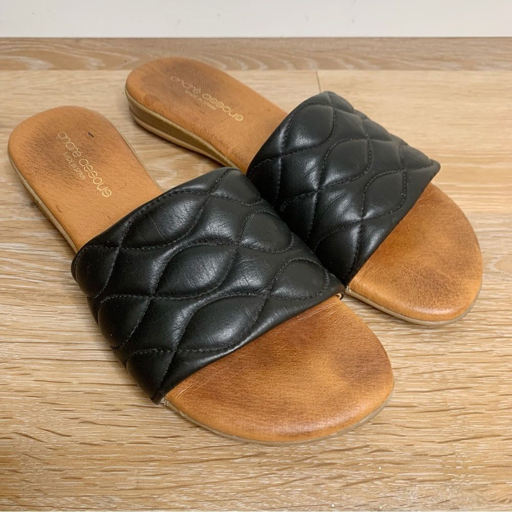 Andre Assous Rylee Quilted Flat Sandal, Size 9